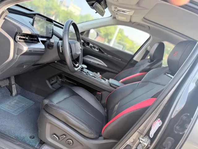 Changan Z6 — Фото автомобиля 7