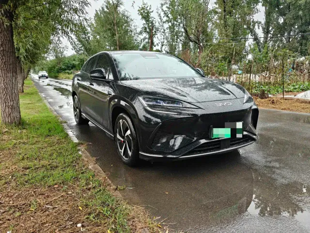 BYD Sealion 07 EV — Фото автомобиля 3