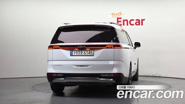 Kia Canival Carnival 4 поколение Дизель 9 мест Signature — Фото автомобиля 4