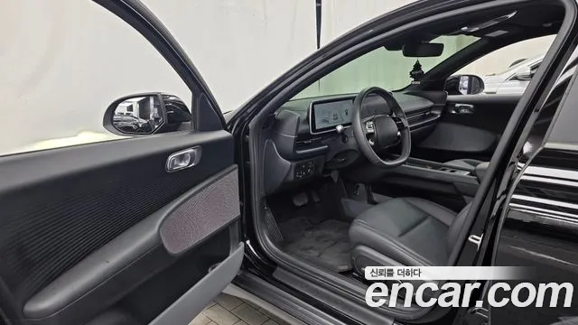 Hyundai Ioniq6 — Фото автомобиля 9