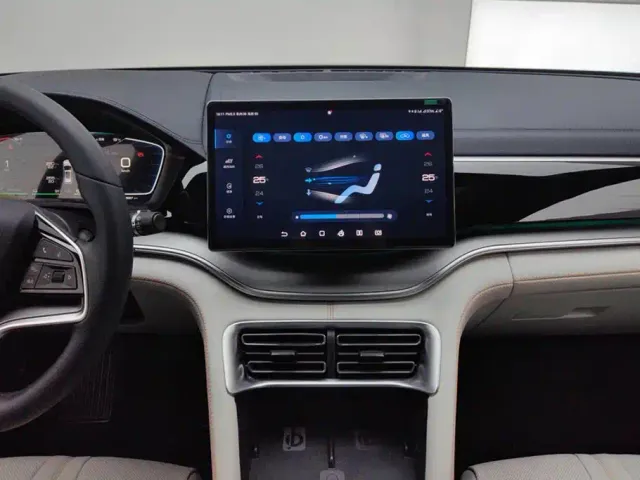 BYD Song PLUS — Фото автомобиля 13