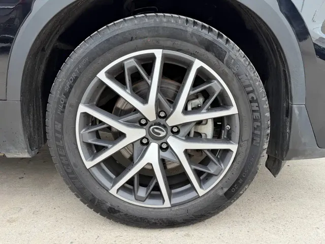 GAC Trumpchi GS8 — Фото автомобиля 22