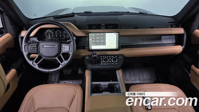 Land Rover Defender — Фото автомобиля 7