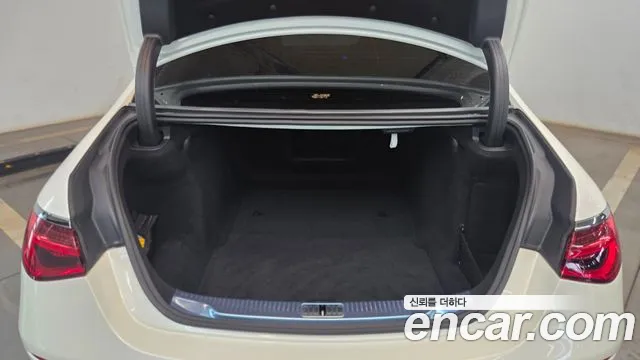 Mercedes-Benz S-Class S-класс W223 — Фото автомобиля 19