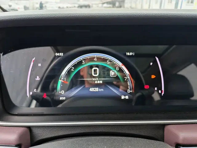 GAC Trumpchi M6 — Фото автомобиля 4