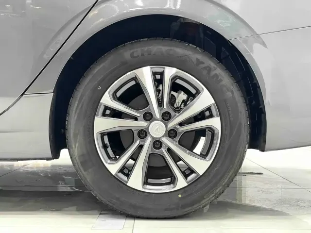 Changan Eado — Фото автомобиля 16