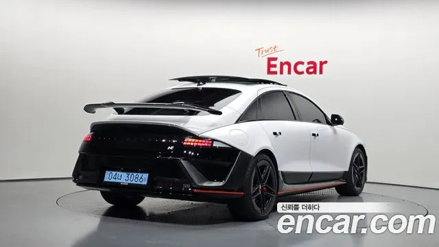 Hyundai Ioniq 6 New — Фото автомобиля 2