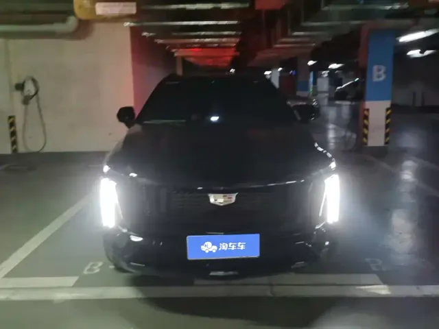 Cadillac XT5 — Фото автомобиля 2