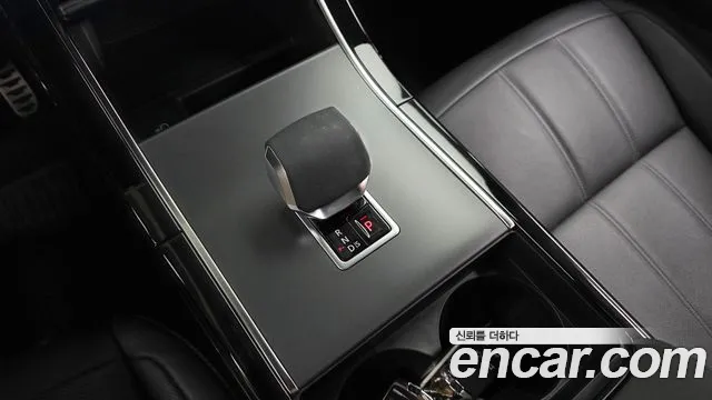 Land Rover Range Rover Evoque — Фото автомобиля 9