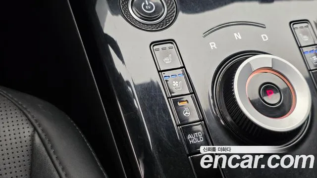 Kia Niro New — Фото автомобиля 25