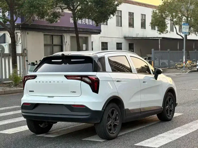 Geely Geometry E Firefly — Фото автомобиля 5