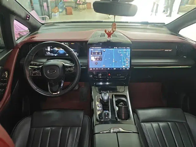 GAC Trumpchi M8 — Фото автомобиля 9