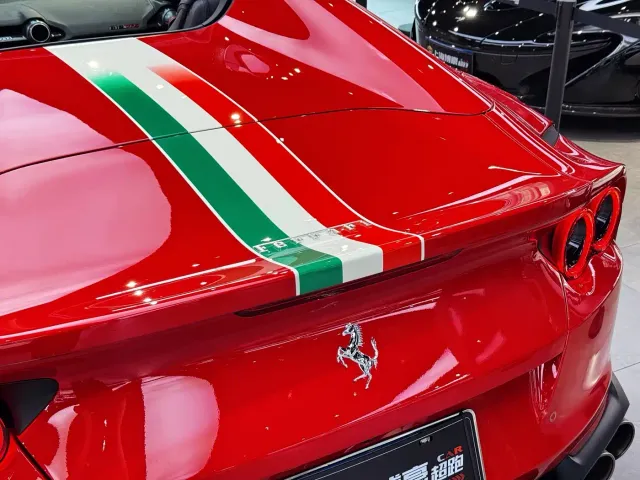 Ferrari 812 — Фото автомобиля 7