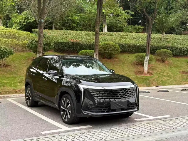 Geely Boyue L — Фото автомобиля 3