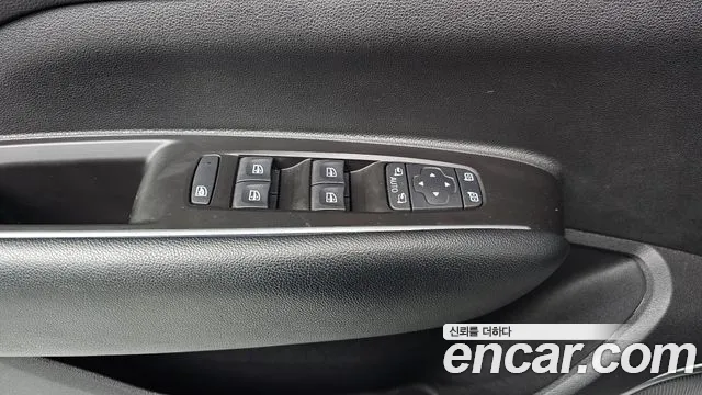 Renault Korea QM6 New — Фото автомобиля 24