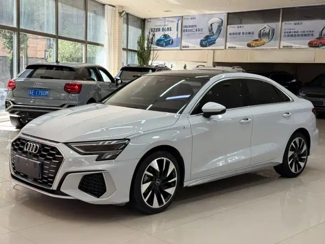 Фотография автомобиля — Audi A3