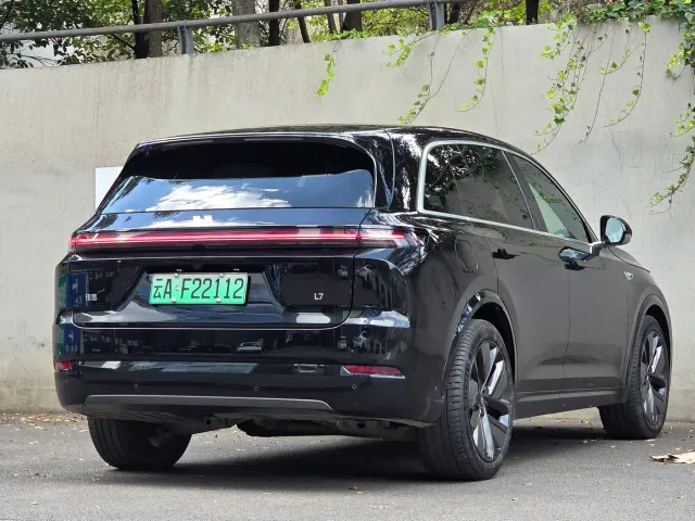 Li Auto Li Auto L7 2023 Max — Фото автомобиля 4