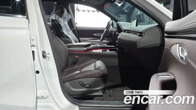 Genesis GV70 2.5T Бензин 2WD — Фото автомобиля 22