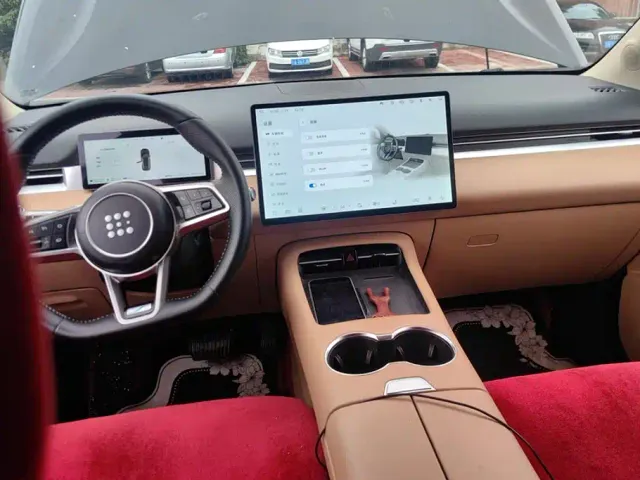 Landian E5 PLUS — Фото автомобиля 13
