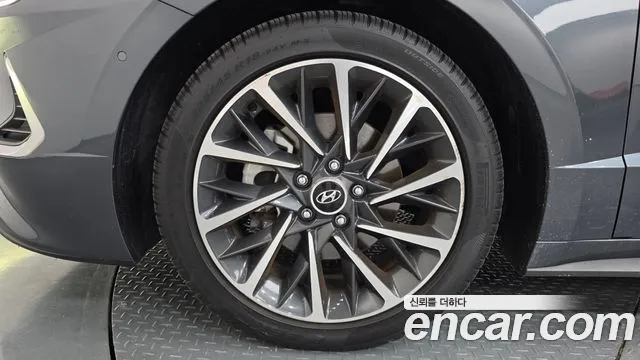 Hyundai Sonata — Фото автомобиля 2
