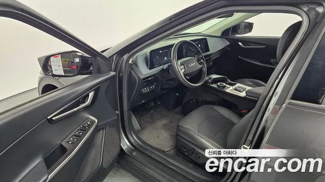 Kia EV6 — Фото автомобиля 11