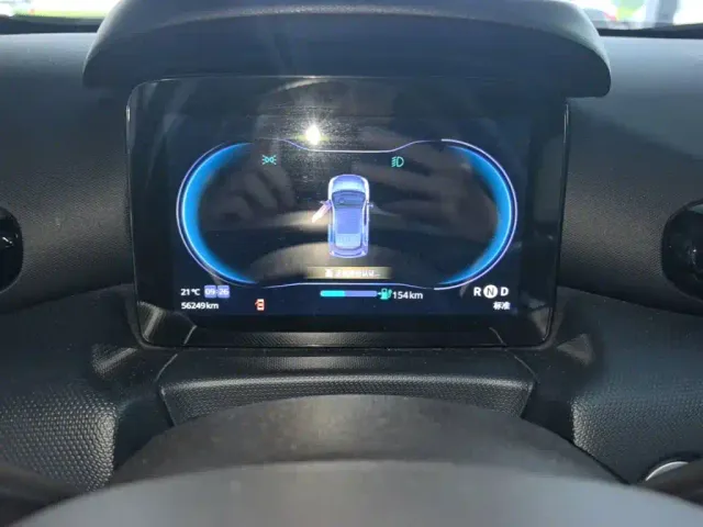 Leapmotor T03 — Фото автомобиля 11
