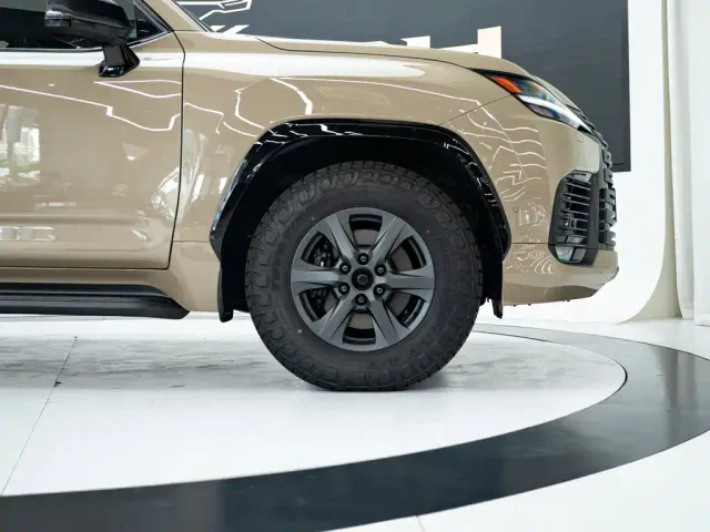 Lexus LX — Фото автомобиля 29