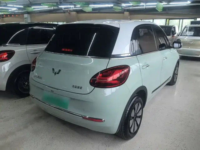 Wuling Bingo — Фото автомобиля 6