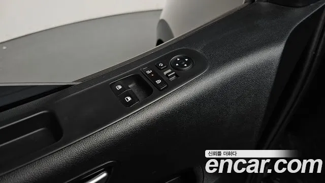 Hyundai Staria Staria — Фото автомобиля 15