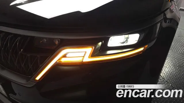 Kia Canival Carnival 4 поколение Бензин 9 мест Signature — Фото автомобиля 15