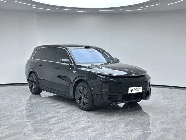 Li Auto L7 — Фото автомобиля 2