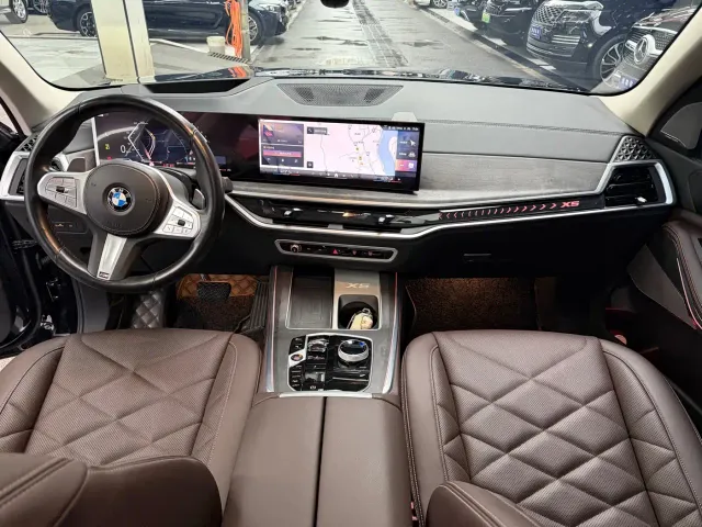 BMW X5 — Фото автомобиля 15