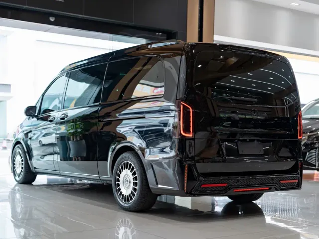 Mercedes-Benz Vito — Фото автомобиля 12