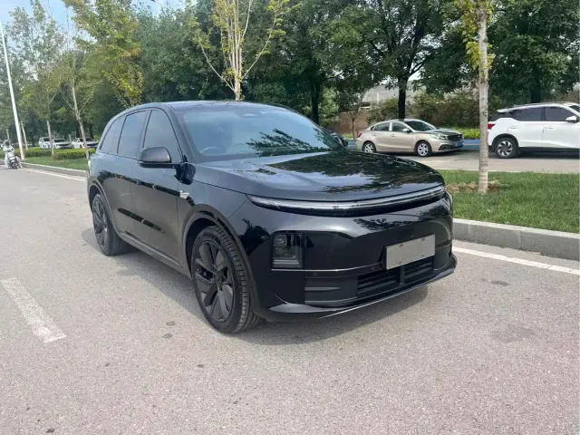Li Auto L6 — Фото автомобиля 3