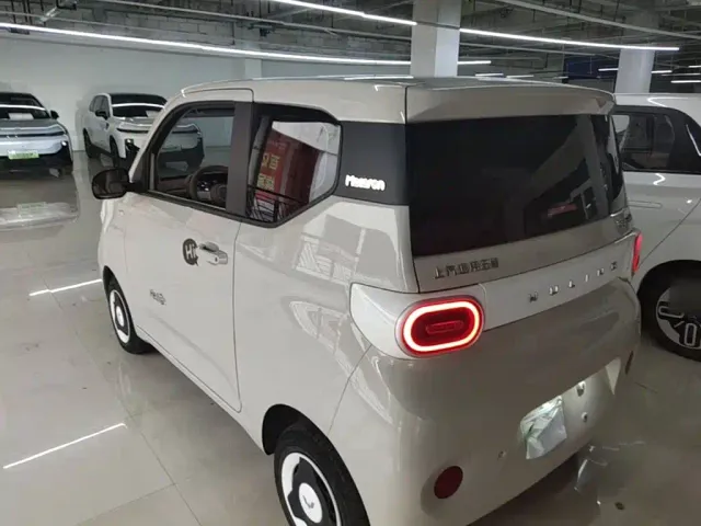 Wuling Hongguang Mini EV — Фото автомобиля 4
