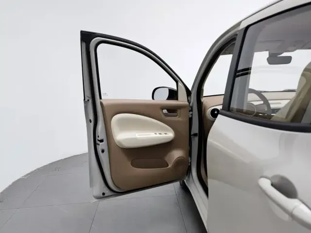 Wuling Hongguang Mini EV — Фото автомобиля 8