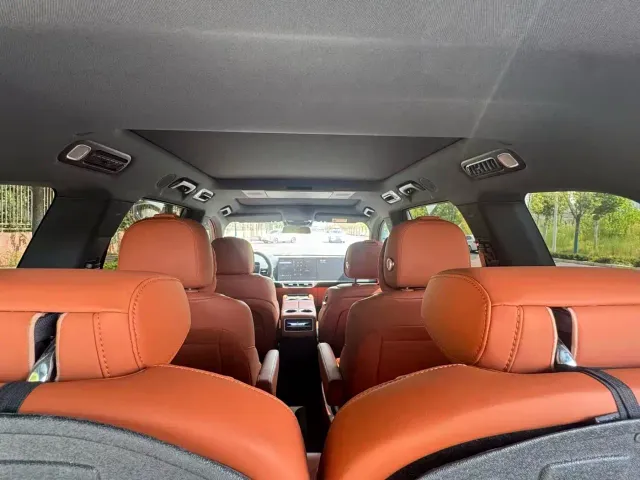 Li Auto Li Xiang L9 2022 Max — Фото автомобиля 29
