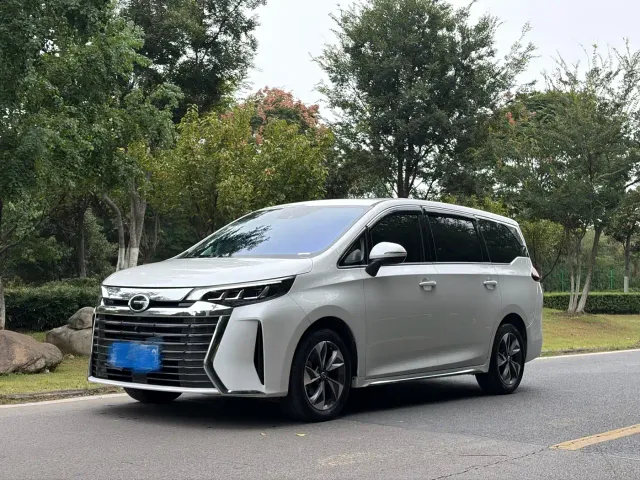 Фотография автомобиля — GAC Trumpchi M6