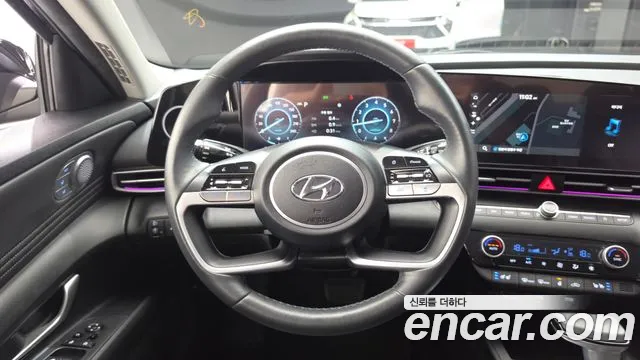 Hyundai AVANTE Avante (CN7) — Фото автомобиля 13