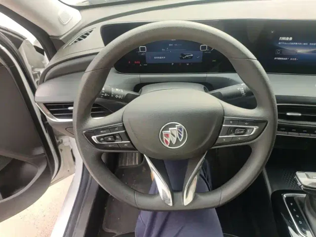 Buick Verano — Фото автомобиля 10