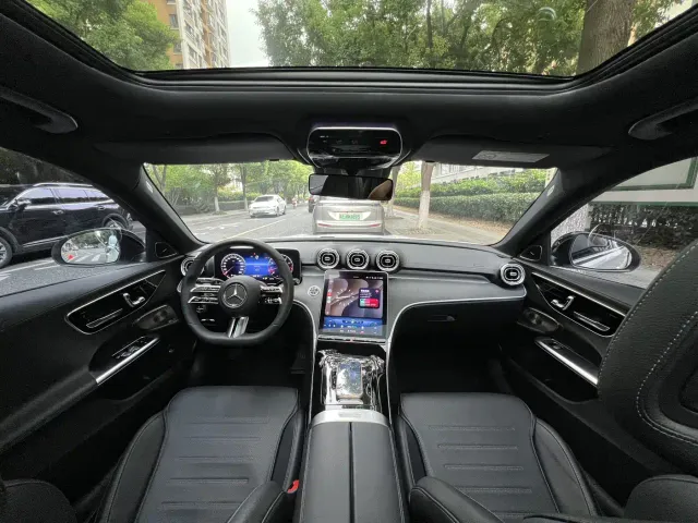 Mercedes-Benz C-Class — Фото автомобиля 11