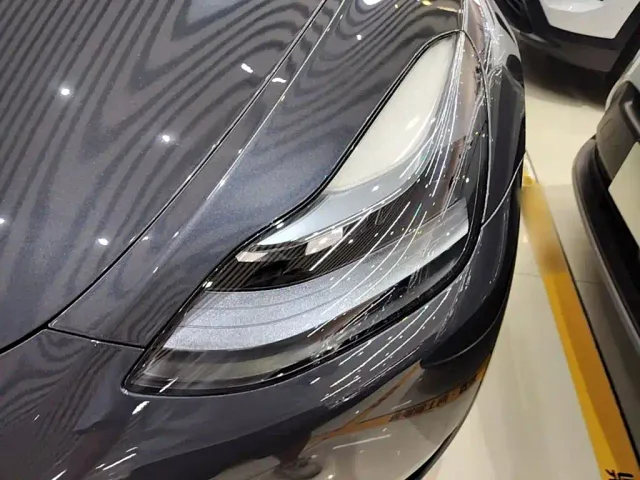 Tesla Model Y — Фото автомобиля 23