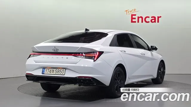 Hyundai AVANTE Avante (CN7) — Фото автомобиля 2