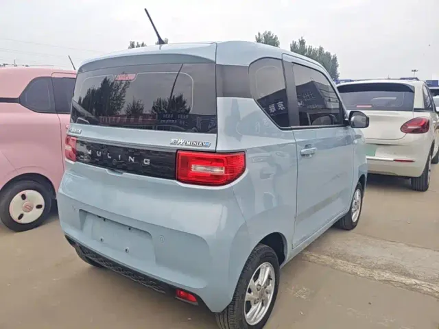 Wuling Hongguang Mini EV — Фото автомобиля 6