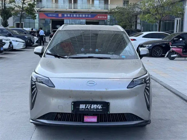 GAC Aion Y — Фото автомобиля 2