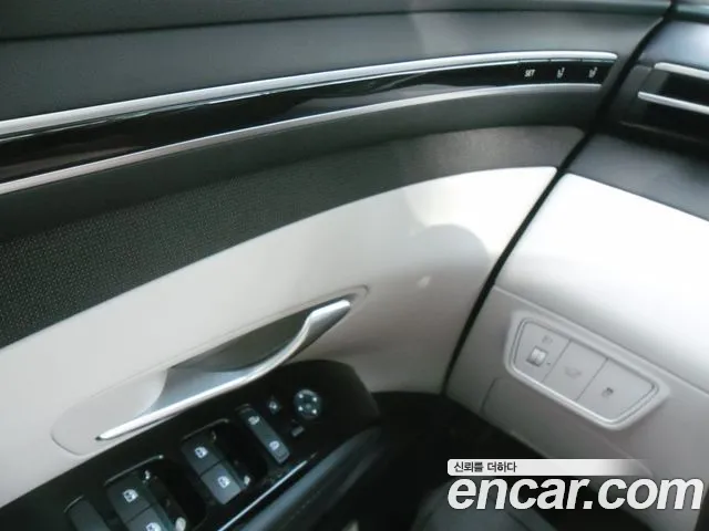 Hyundai Tucson Tucson (NX4) Бензин 1.6 турбо 2WD — Фото автомобиля 11