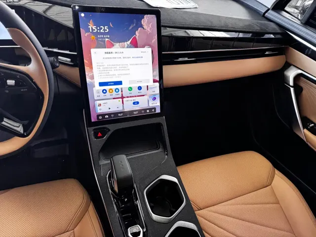 Geely Boyue L — Фото автомобиля 9