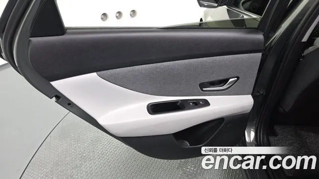 Hyundai AVANTE Avante (CN7) — Фото автомобиля 26