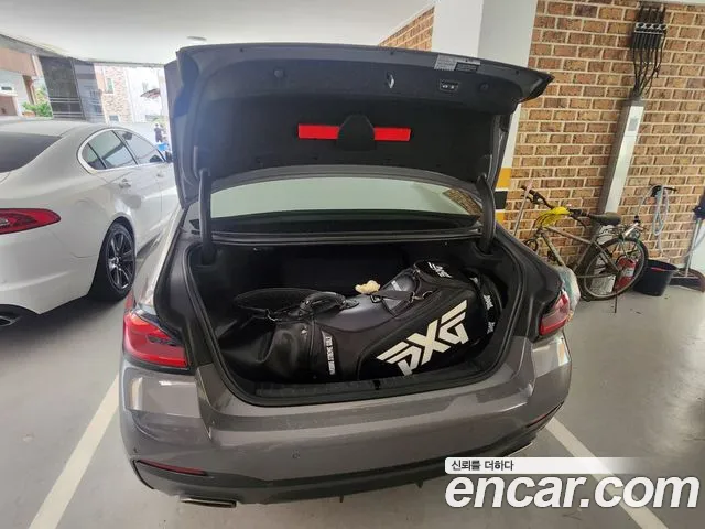 BMW 5-Series — Фото автомобиля 12