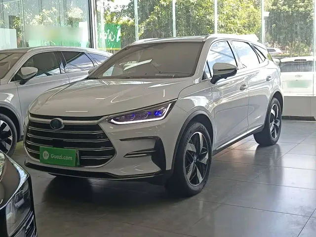 Фотография автомобиля — BYD Tang
